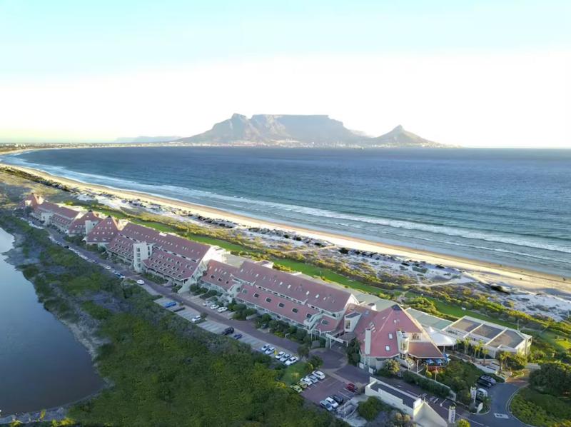 To Let 2 Bedroom Property for Rent in Dolphin Beach Western Cape